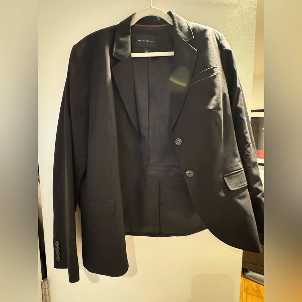 Banana Republic black blazer